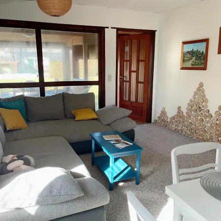 Mit Pool, In Der Hohenbollentin