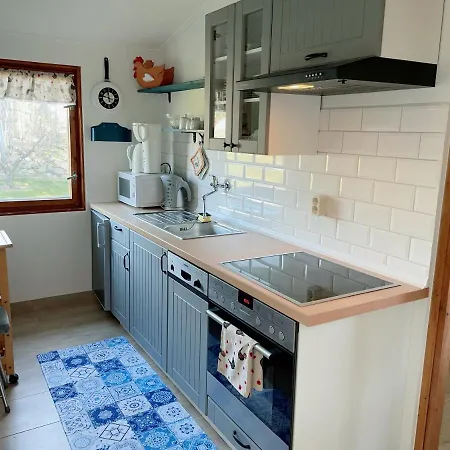 Mit Pool, In Der * Hohenbollentin