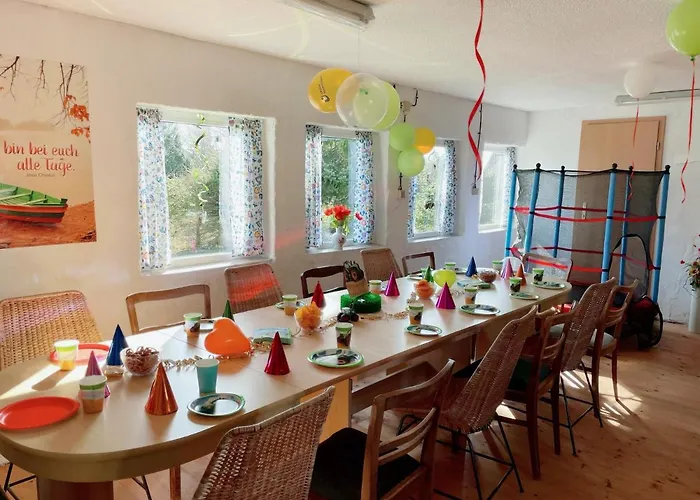 بيت للعطل Mit Pool, In Der Hohenbollentin